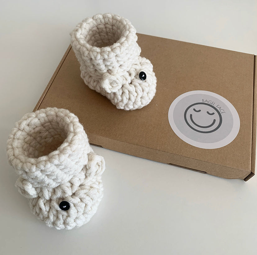 *RTS* Baby Bear Set - Cream (0-3 months)