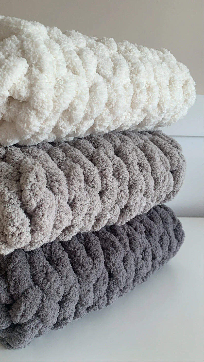 Super Chunky Hand-Knitted Baby Blanket (Fog/Storm/Smoke)