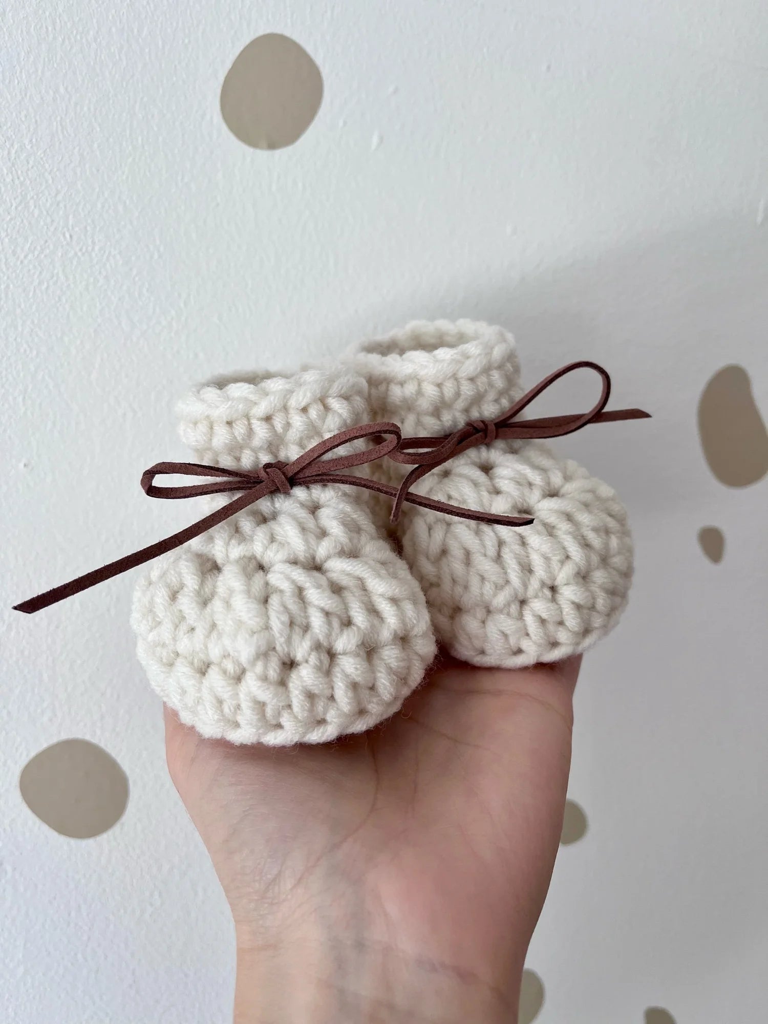 Suede Lace Baby Booties (Cream)