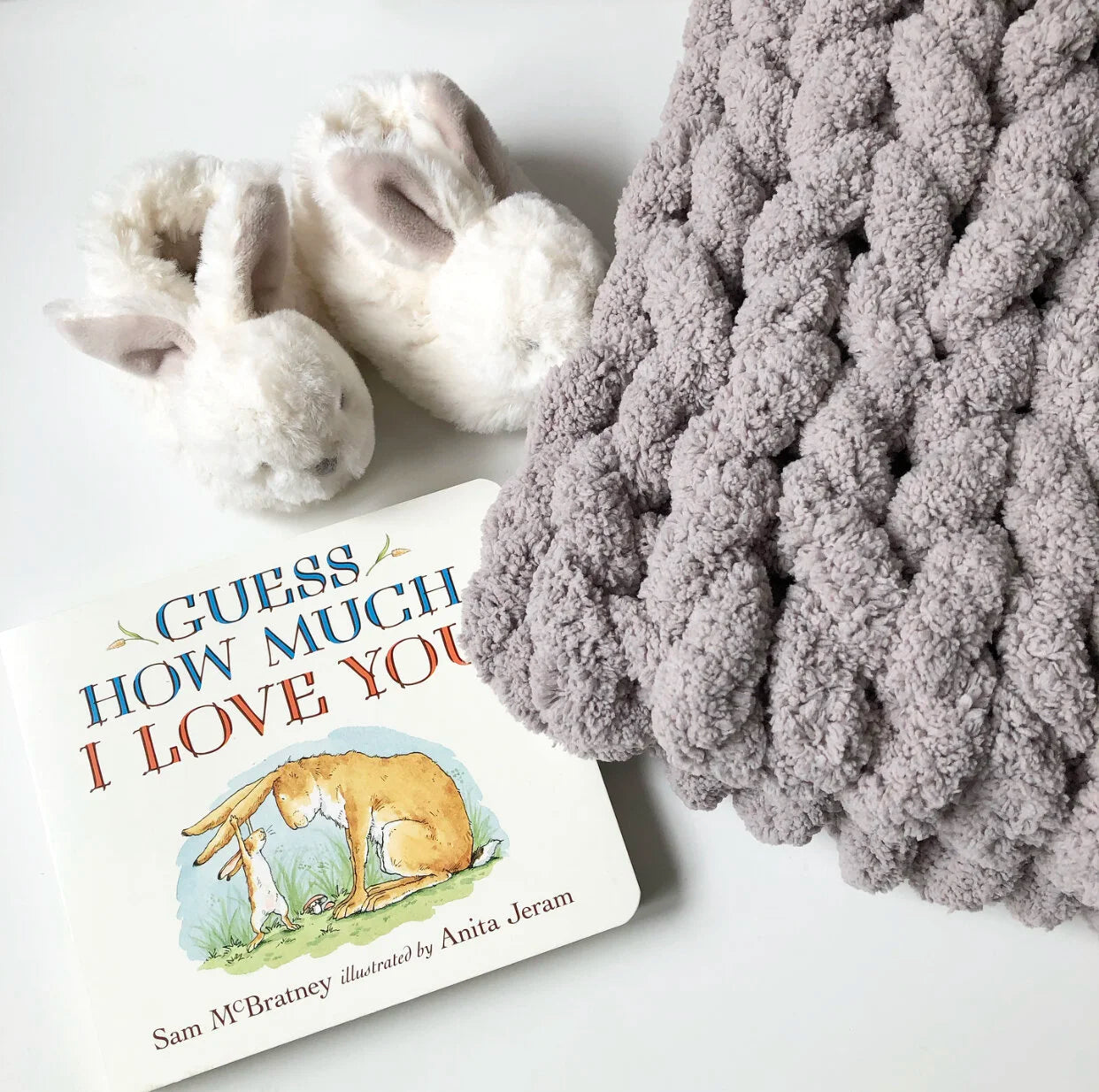 Super Chunky Hand-Knitted Baby Blanket (Fog/Storm/Smoke)