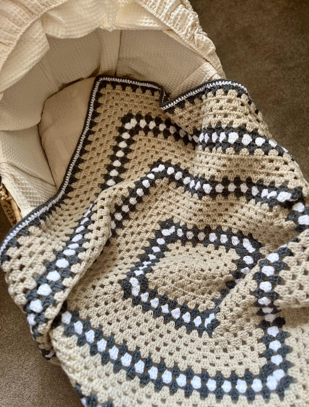 *RTS* Crochet Baby Blanket (Neutral Stripe)