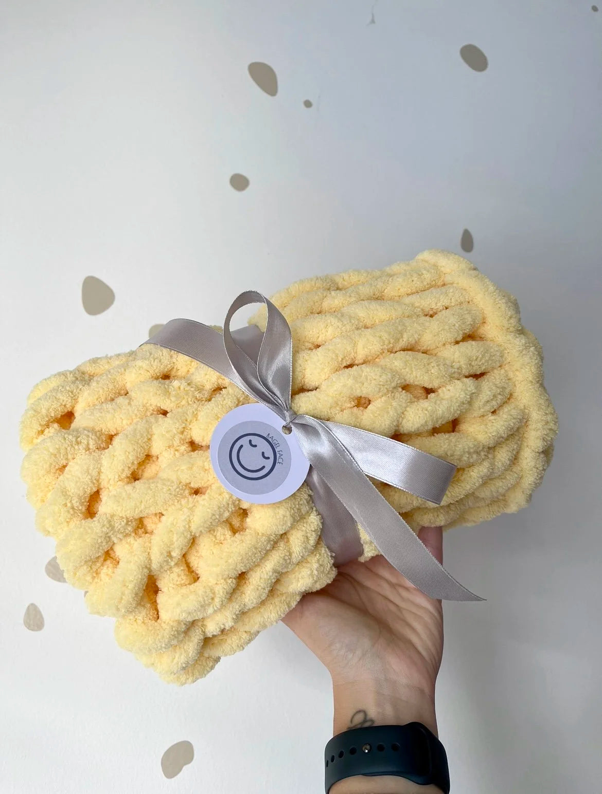 Chunky Hand-Knitted Baby Blanket (Lemon)