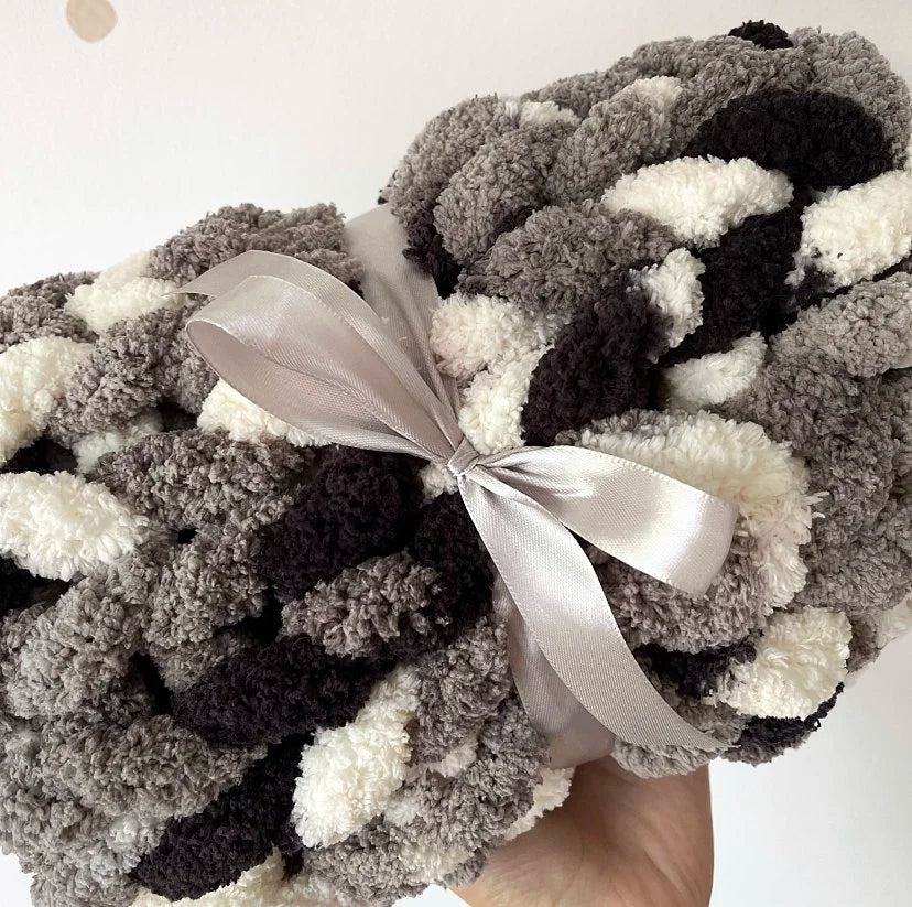 Super Chunky Hand-Knitted Baby Blanket (Liquorice)