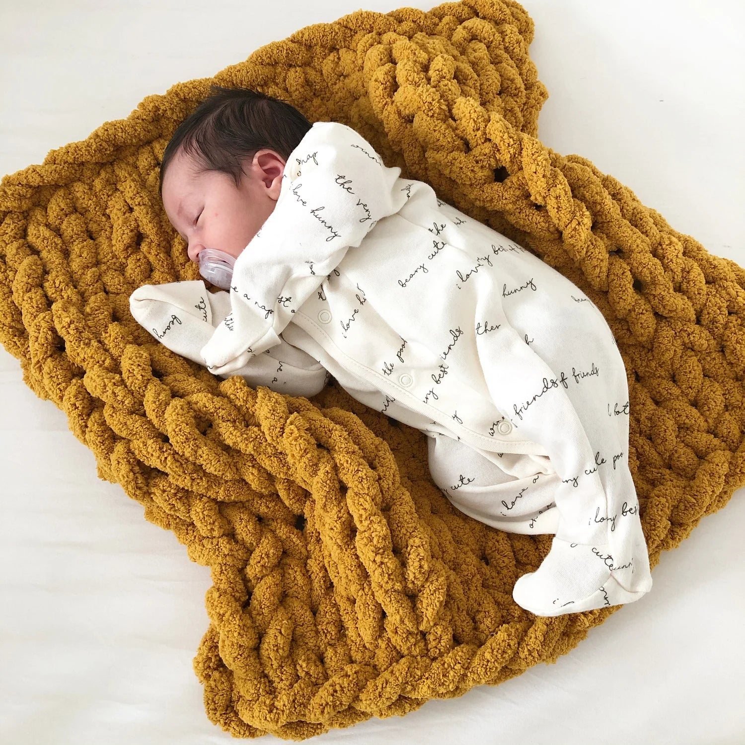 Super Chunky Hand-Knitted Baby Blanket (Mustard)