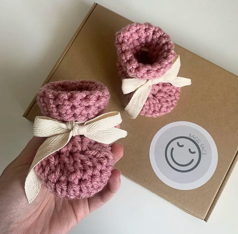 Natural Lace Baby Booties (Pale Rose)